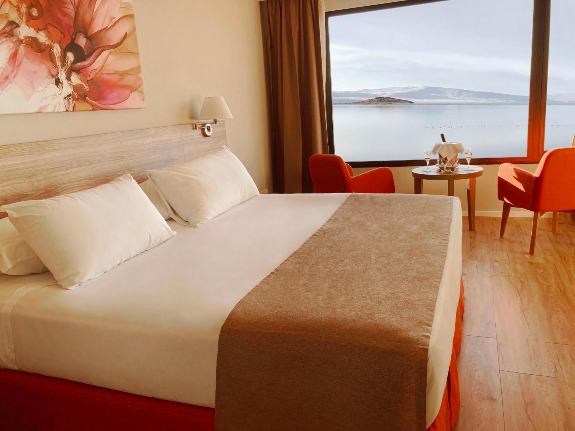 Xelena Hotel & Suites Эль-Калафате Экстерьер фото